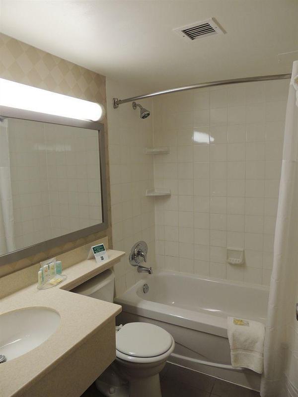 Holiday Inn Express Hamilton-Stoney Creek מראה חיצוני תמונה