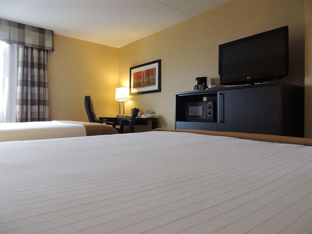 Holiday Inn Express Hamilton-Stoney Creek מראה חיצוני תמונה