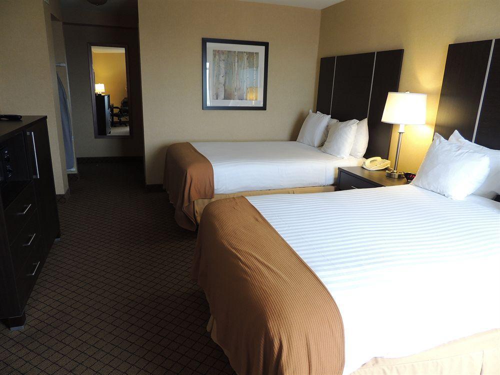 Holiday Inn Express Hamilton-Stoney Creek מראה חיצוני תמונה