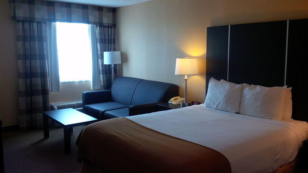Holiday Inn Express Hamilton-Stoney Creek מראה חיצוני תמונה